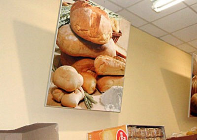 Pannello stampato per decorazione reparto prodotti da forno Penny Market