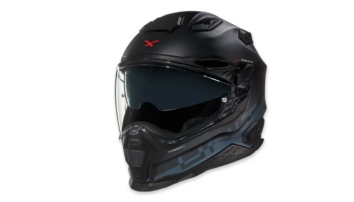 Decorazione casco con grafiche personalizzate